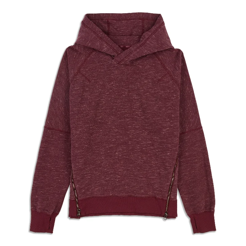 Om & Roam Pullover - Resale