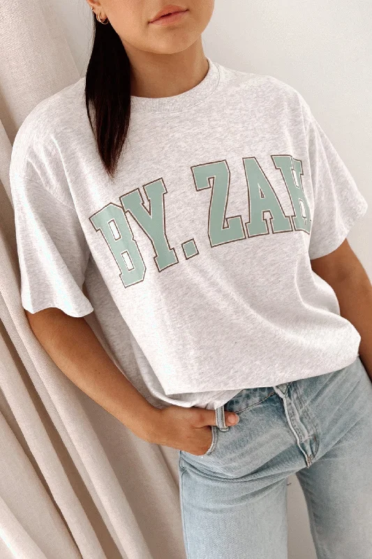 Zah Collegiate Tee Snow