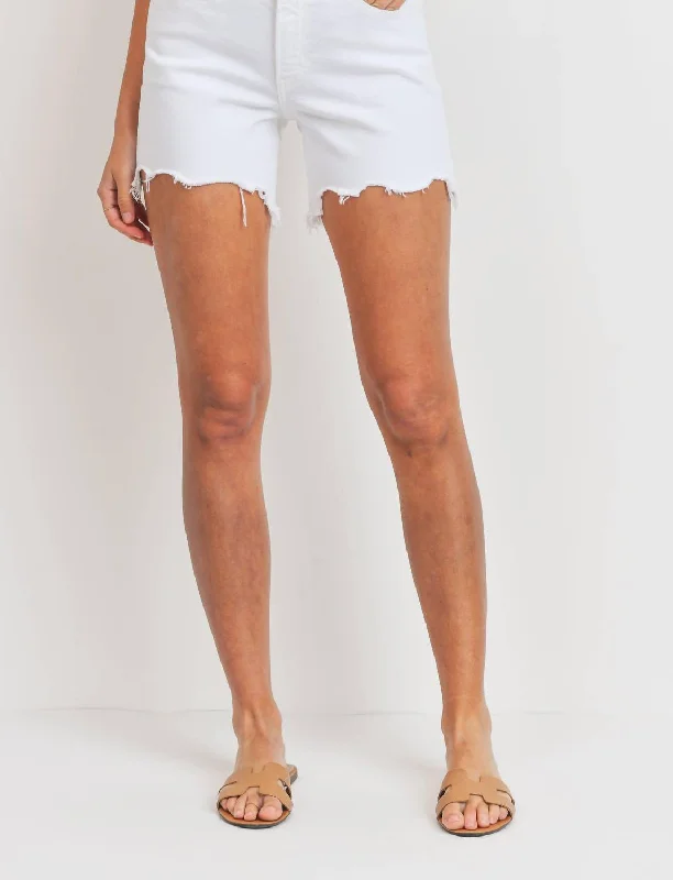 Leia Shorts In White